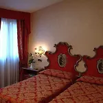 Hotel Antico Panada 3*
