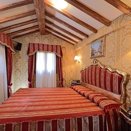 Antico Panada Hotel 3*