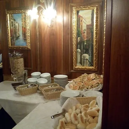 安缇卡帕纳达酒店