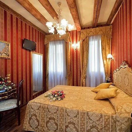 Otel Antico Panada