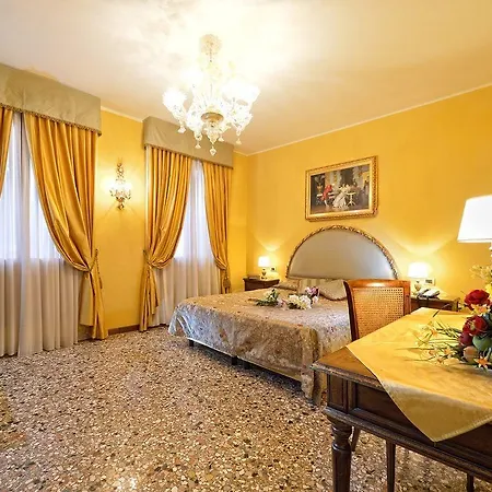 Antico Panada Otel
